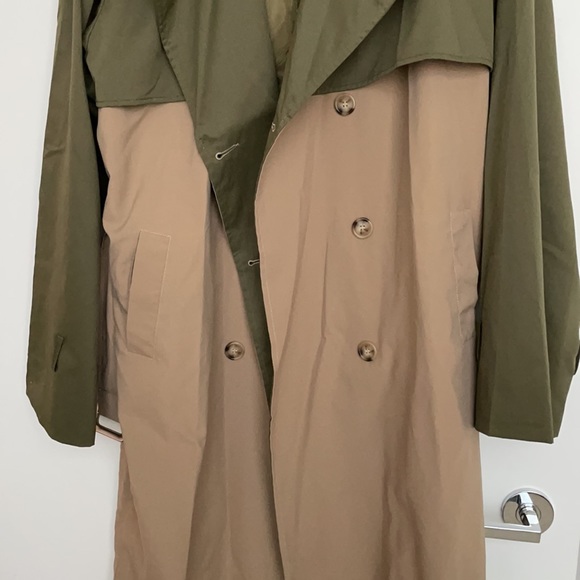 Coat - Picture 4 of 14